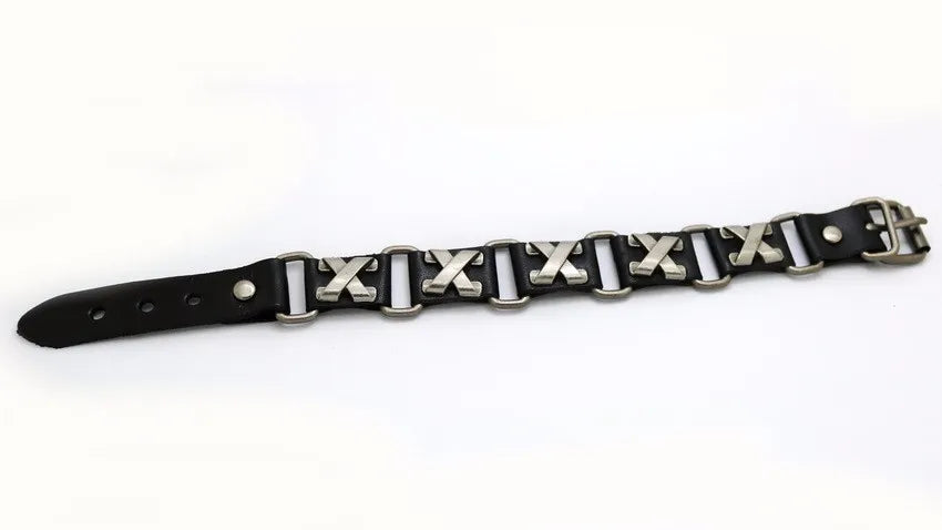2018 New Accessories For Men And Women Retro Casual leather Bracelet Men Fashion Punk Bracelet Bracelet